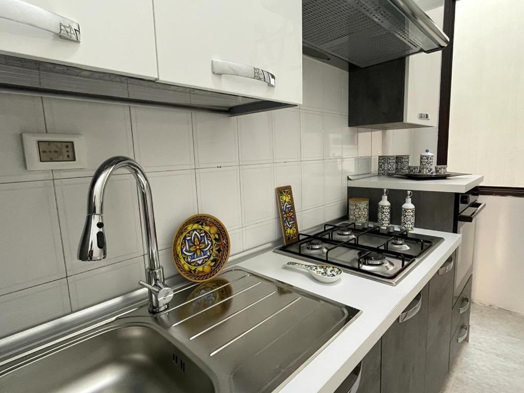 דירות סירקוזה Residenza Del Borgo מראה חיצוני תמונה